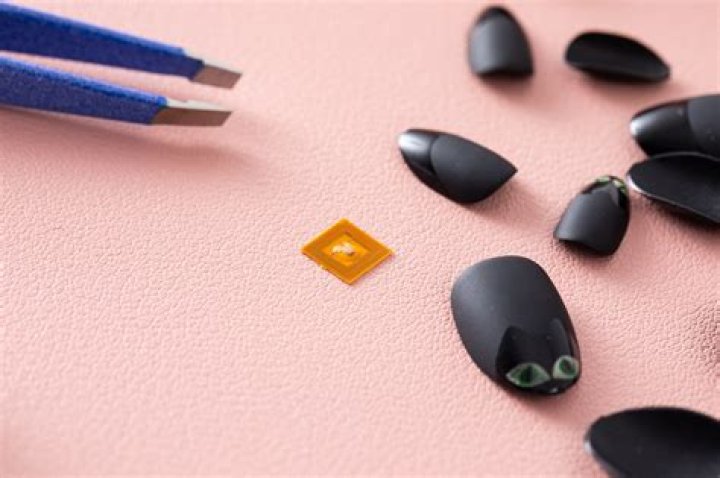 セルフネイルチップの付け方完全ガイド｜初心者でも失敗しない方法